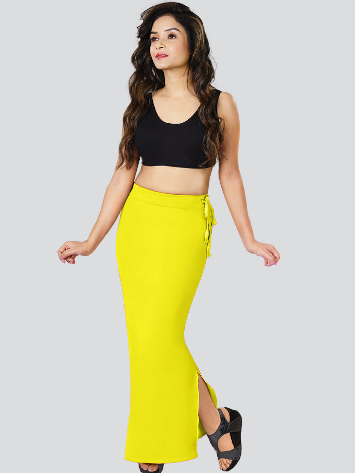 Buy Divra Clothing Women Yellow Solid Cotton Saree Shapewear (L